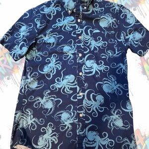 Mens small Navy Blue Octopus Print Shirt